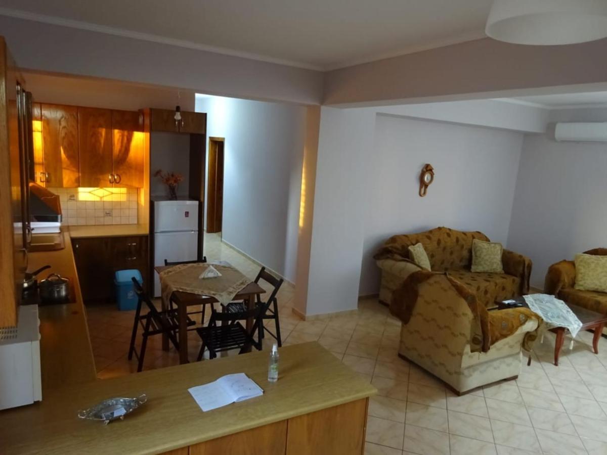 דירות סרנדה Blerina'S House מראה חיצוני תמונה